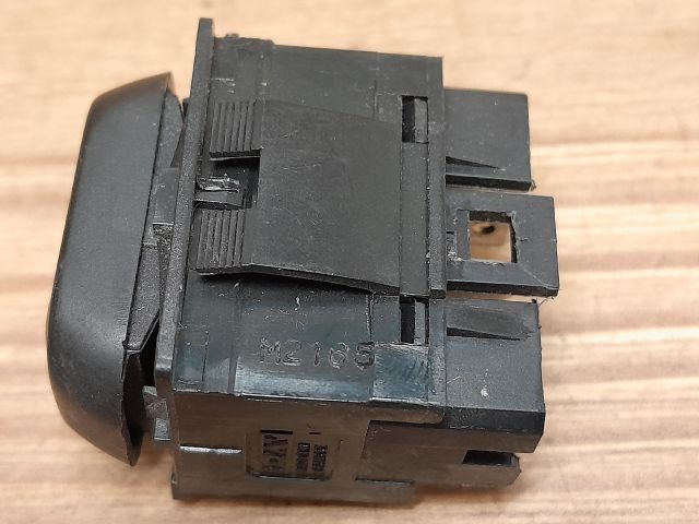 bontott CITROËN XSARA Jobb első Ablakemelő Kapcsoló