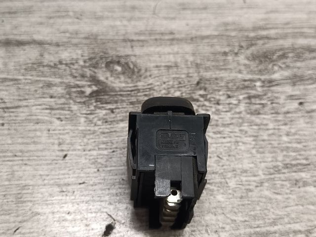 bontott CITROËN XSARA Jobb első Ablakemelő Kapcsoló