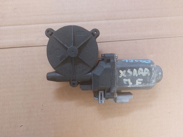 bontott CITROËN XSARA Jobb első Ablakemelő Motor