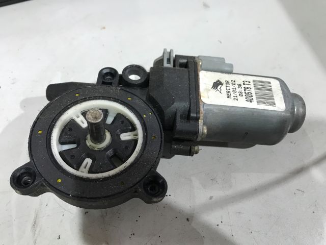 bontott CITROËN XSARA Jobb első Ablakemelő Motor