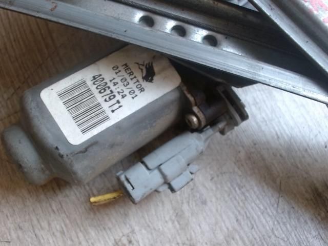 bontott CITROËN XSARA Jobb első Ablakemelő Szerkezet (Elektromos)