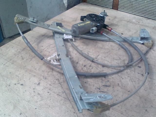 bontott CITROËN XSARA Jobb első Ablakemelő Szerkezet (Elektromos)