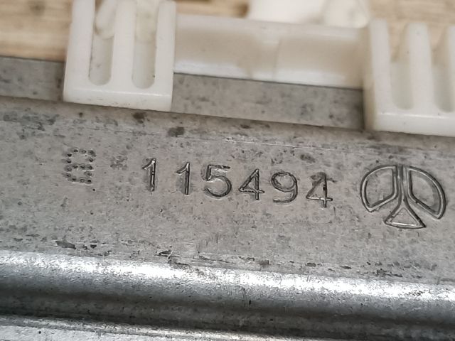 bontott CITROËN XSARA Jobb első Ablakemelő Szerkezet (Elektromos)