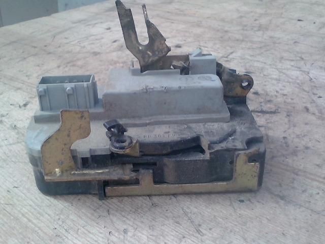 bontott CITROËN XSARA Jobb első Ajtózár