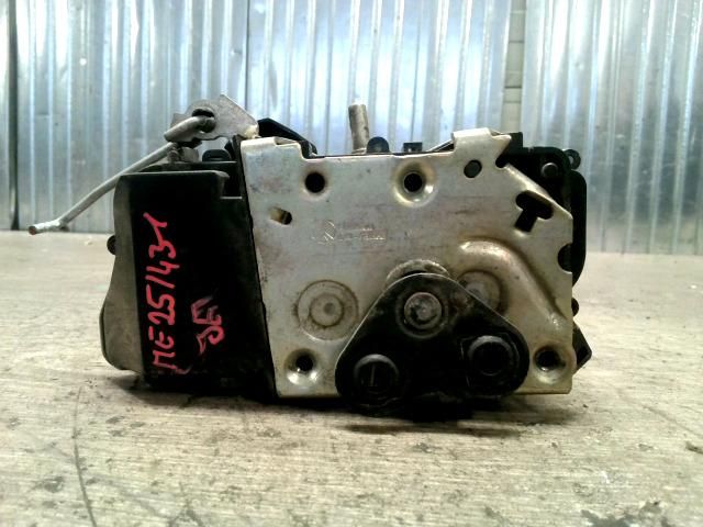 bontott CITROËN XSARA Jobb első Ajtózár