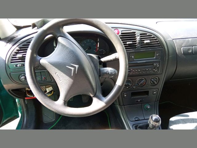 bontott CITROËN XSARA Jobb első Központizár Motor