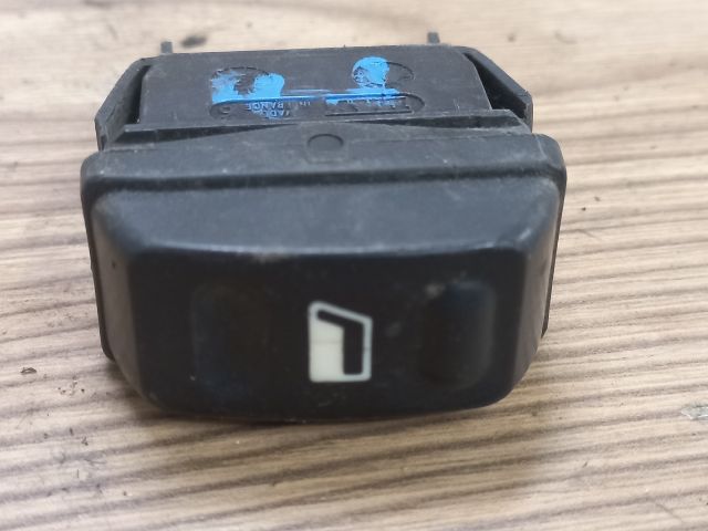 bontott CITROËN XSARA Jobb hátsó Ablakemelő Kapcsoló