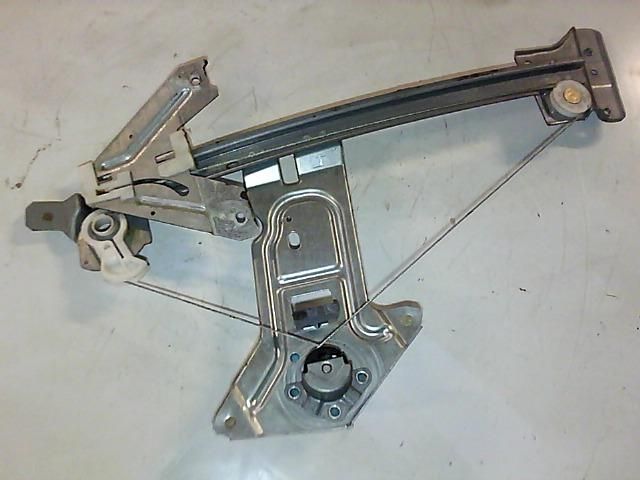 bontott CITROËN XSARA Jobb hátsó Ablakemelő Szerkezet (Mechanikus)