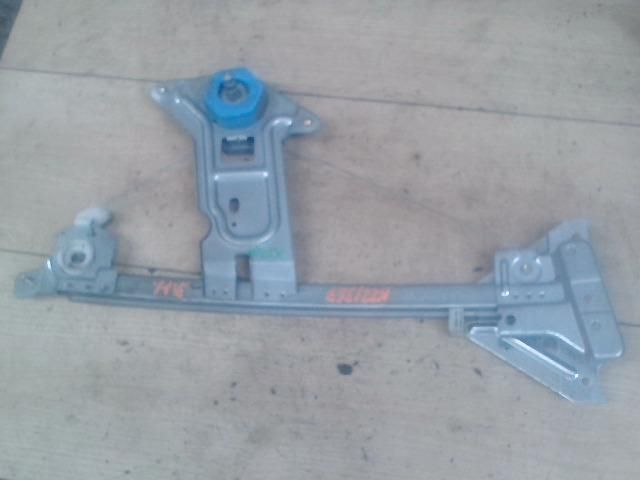 bontott CITROËN XSARA Jobb hátsó Ablakemelő Szerkezet (Mechanikus)