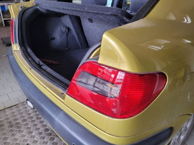 bontott CITROËN XSARA Jobb hátsó Dobbetét (Kerékjárati, Műanyag)