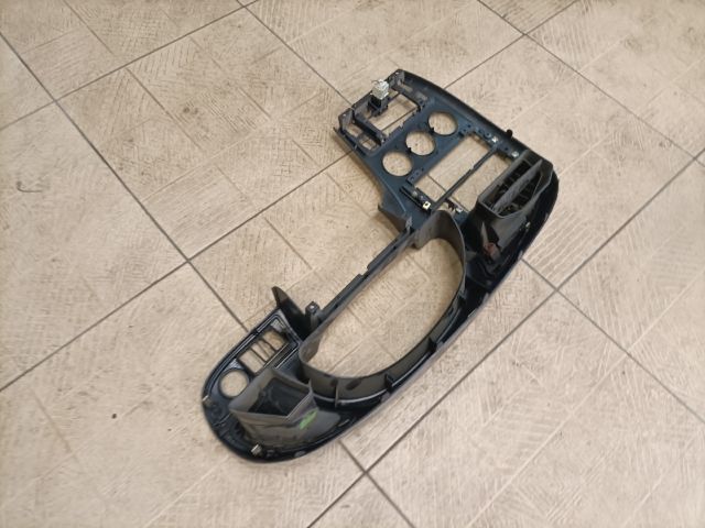 bontott CITROËN XSARA Középkonzol Keret