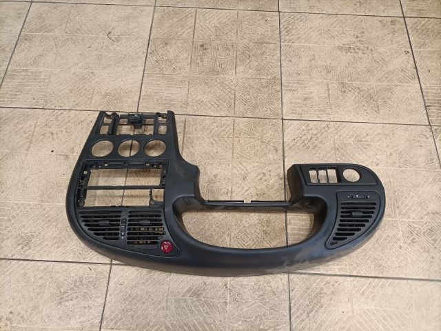 bontott CITROËN XSARA Középkonzol Keret