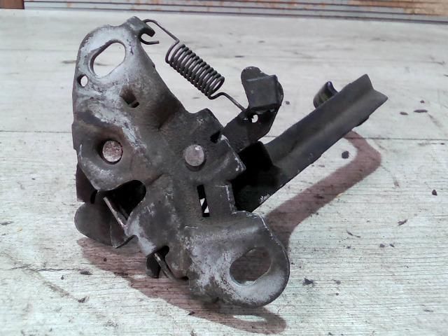 bontott CITROËN XSARA Motorháztető Zárszerkezet