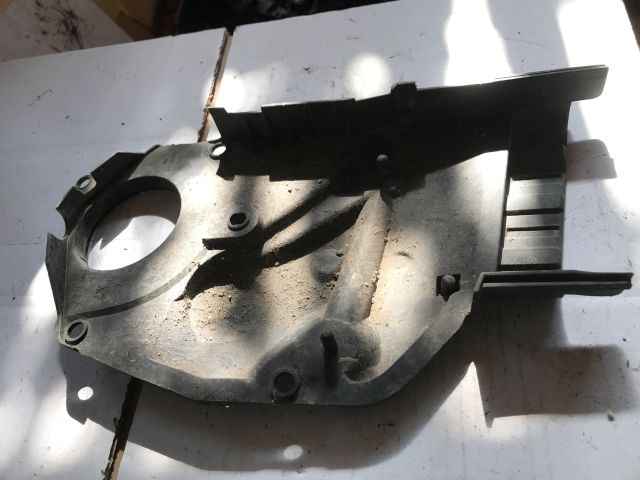 bontott CITROËN XSARA PICASSO Alsó Vezérlés Burkolat