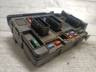 bontott CITROËN XSARA PICASSO Biztosítéktábla Motortér