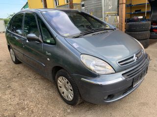 bontott CITROËN XSARA PICASSO Biztosítéktábla Motortér