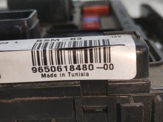 bontott CITROËN XSARA PICASSO Biztosítéktábla Motortér