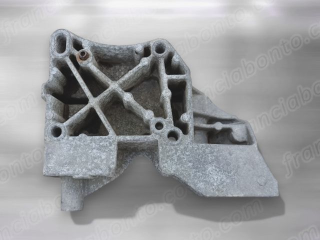 bontott CITROËN XSARA PICASSO Generátor Tartó Bak