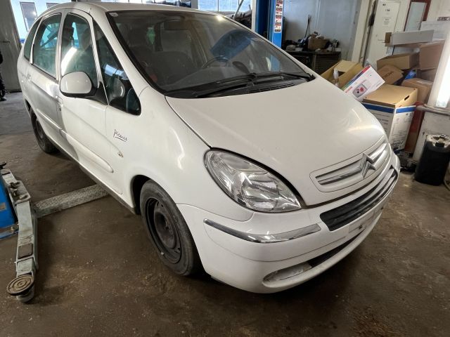 bontott CITROËN XSARA PICASSO Klímakompresszor