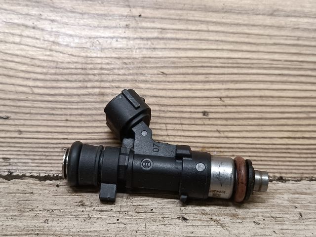 bontott CITROËN XSARA PICASSO Porlasztó (1 db)