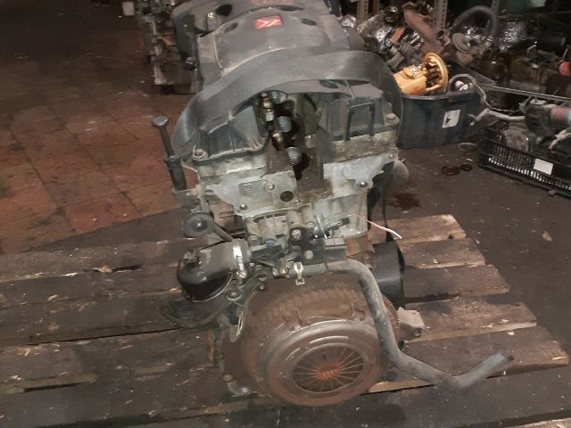 bontott CITROËN XSARA PICASSO Termosztátház