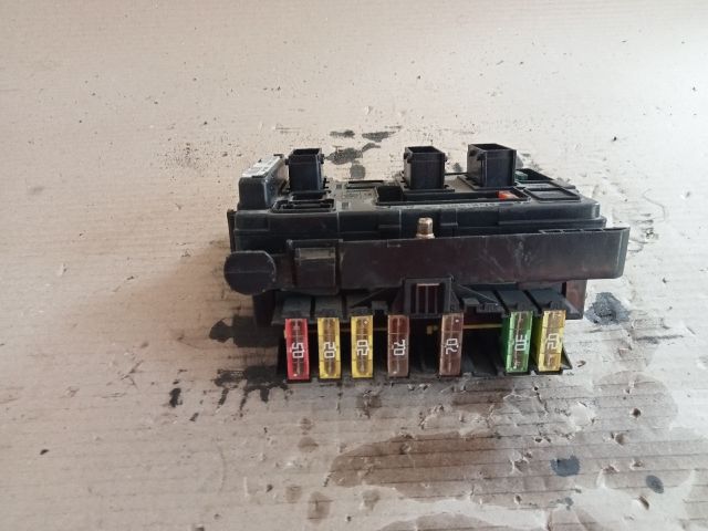 bontott CITROËN XSARA PICASSO Biztosítéktábla Motortér