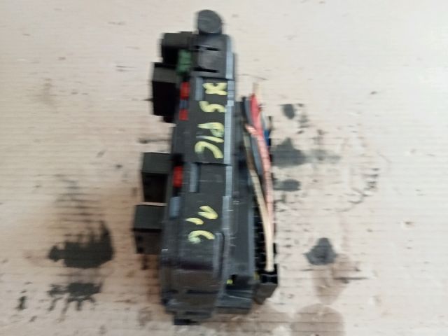 bontott CITROËN XSARA PICASSO Biztosítéktábla Motortér