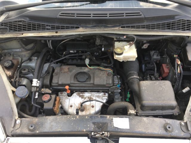 bontott CITROËN XSARA PICASSO Generátor