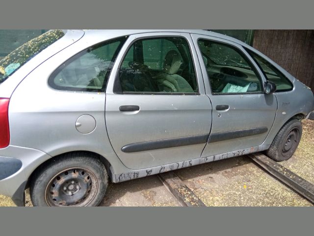 bontott CITROËN XSARA PICASSO Hátsó Híd (Dobfékes)