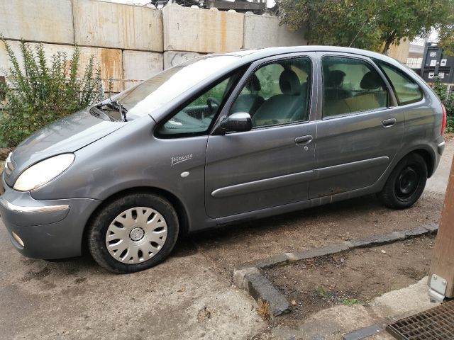 bontott CITROËN XSARA PICASSO Bal első Csonkállvány Kerékaggyal