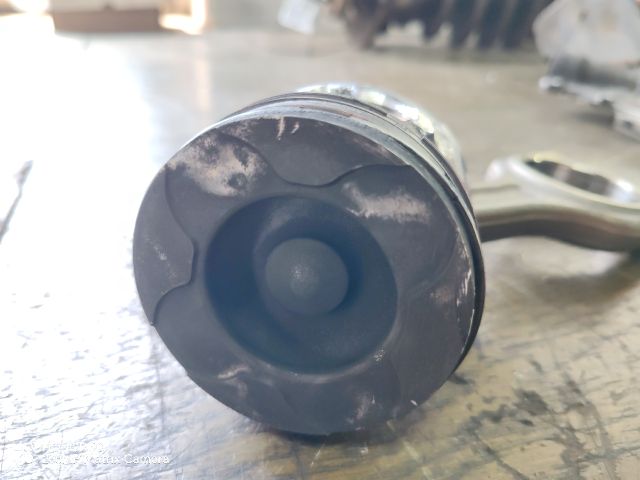 bontott CITROËN XSARA PICASSO Dugattyú és Hajtókar