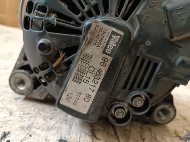 bontott CITROËN XSARA PICASSO Generátor