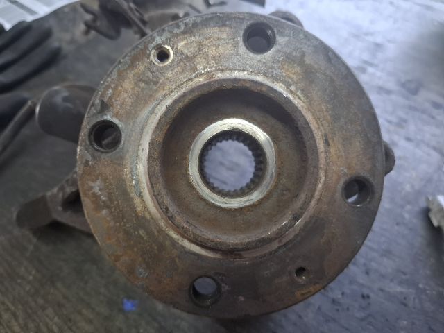 bontott CITROËN XSARA PICASSO Jobb első Csonkállvány Kerékaggyal