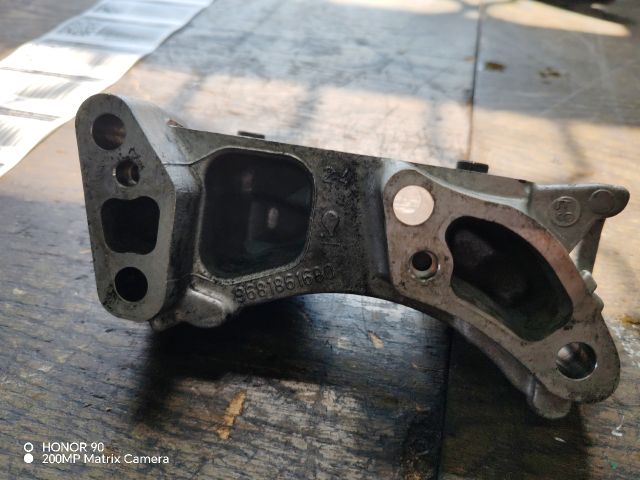 bontott CITROËN XSARA PICASSO Motor Tartó Bak (Fém)