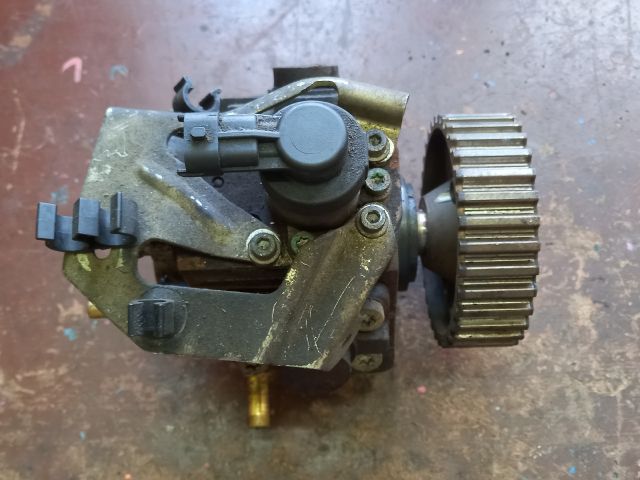 bontott CITROËN XSARA PICASSO Nagynyomású Szivattyú