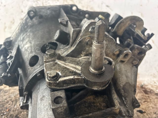 bontott CITROËN XSARA PICASSO Váltó (Mechanikus)