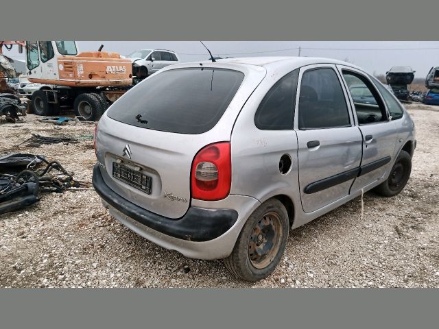 bontott CITROËN XSARA PICASSO Jobb első Kerékagy