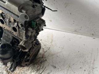 bontott CITROËN XSARA PICASSO Motor (Fűzött blokk hengerfejjel)