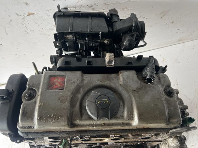 bontott CITROËN XSARA PICASSO Motor (Fűzött blokk hengerfejjel)