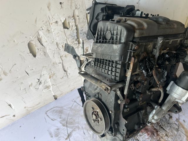 bontott CITROËN XSARA PICASSO Motor (Fűzött blokk hengerfejjel)