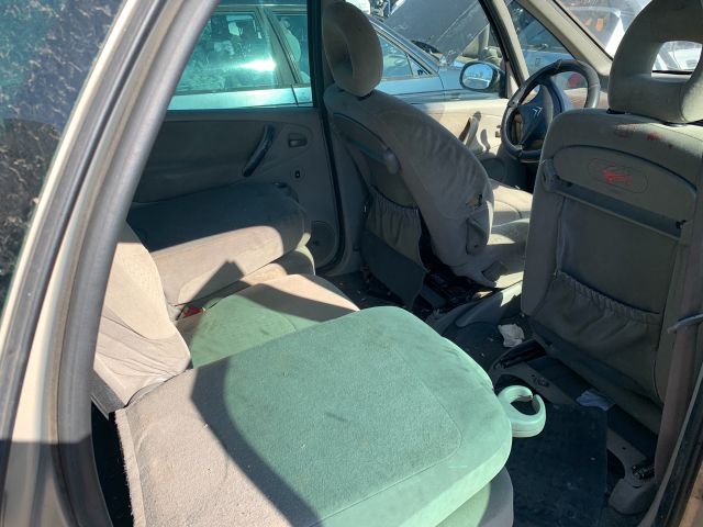 bontott CITROËN XSARA PICASSO Üzemanyag Szivattyú