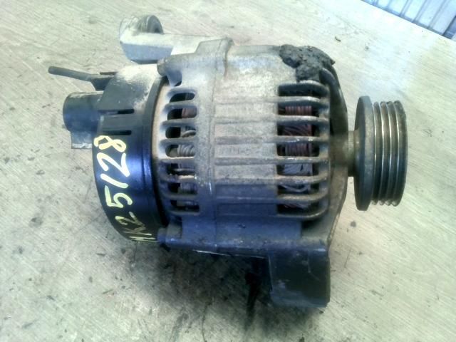 bontott CITROËN XSARA PICASSO Generátor