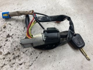 bontott CITROËN XSARA PICASSO Gyújtáskapcsoló