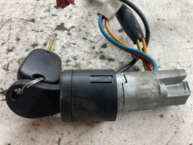 bontott CITROËN XSARA PICASSO Gyújtáskapcsoló