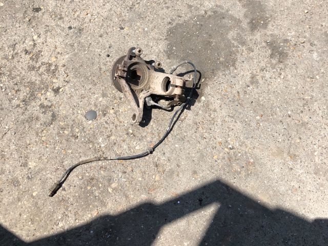 bontott CITROËN XSARA PICASSO Jobb első Csonkállvány Kerékaggyal