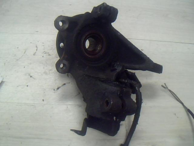 bontott CITROËN XSARA PICASSO Jobb első Csonkállvány Kerékaggyal