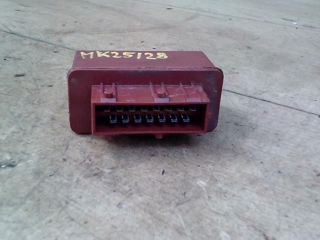 bontott CITROËN XSARA PICASSO Üzemanyag Szivattyú Relé