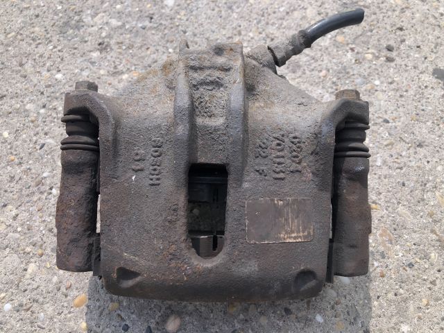 bontott CITROËN XSARA PICASSO Bal első Féknyereg Munkahengerrel