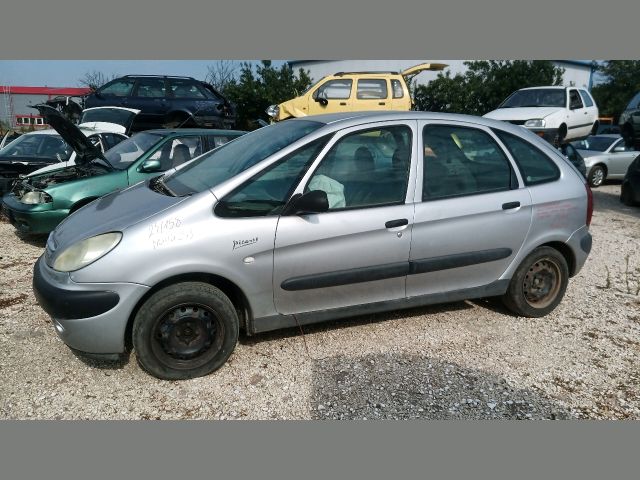 bontott CITROËN XSARA PICASSO Bal első Féknyereg Munkahengerrel