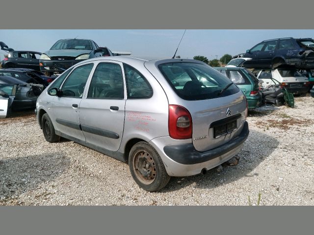 bontott CITROËN XSARA PICASSO Bal első Kerékagy